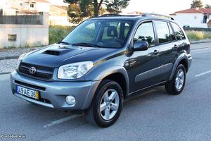 Toyota RAV4 2.0 D-4d Sol Junho/05 - à venda - Pick-up/