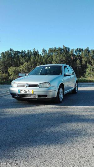 VW Golf 1.9 tdi 110cv nacional Abril/01 - à venda -