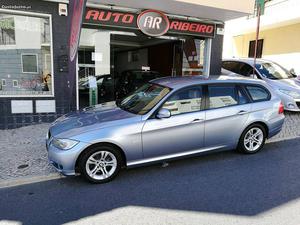 BMW 318 d Touring Navigation Setembro/12 - à venda -