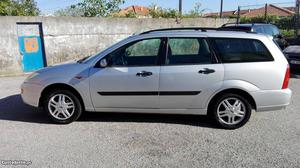 Ford Focus sw 1.4 gpl Abril/01 - à venda - Ligeiros