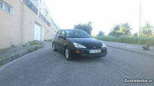 Ford Focus v versao guia Junho/99 - à venda -