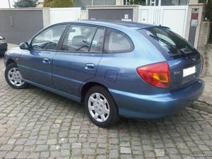 Kia Rio Break 1.3 Ls C/AC Abril/03 - à venda - Ligeiros