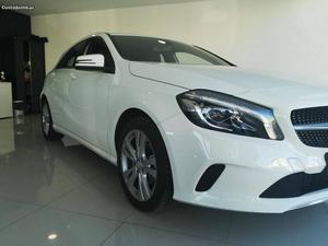 Mercedes-Benz A 180 Urban cdi Março/16 - à venda -