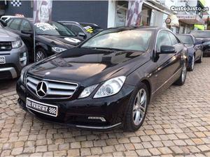 Mercedes-Benz E 220 CDi Avantg.BlueE Dezembro/10 - à venda