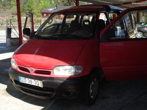 Nissan Vanette  D Fevereiro/98 - à venda - Ligeiros