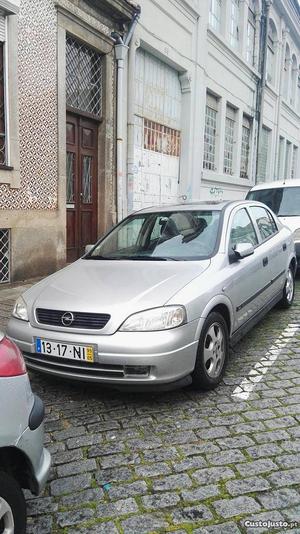 Opel Astra 100º Poucos kms Maio/99 - à venda - Ligeiros