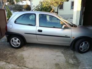 Opel Corsa 1.5 TD SPORT Janeiro/99 - à venda - Ligeiros