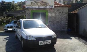 Opel Corsa 1.7 Dti motor isuzu Maio/02 - à venda -