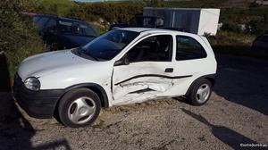 Opel Corsa 1.7D Novembro/99 - à venda - Comerciais / Van,