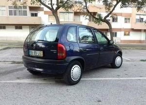 Opel Corsa 98 Agosto/98 - à venda - Ligeiros Passageiros,