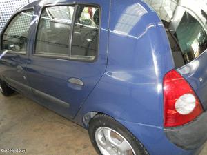 Renault Clio 1.5 DCI Outubro/01 - à venda - Ligeiros