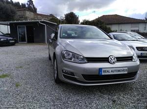 VW Golf 1.6 TDI BlueMotion Outubro/13 - à venda - Ligeiros