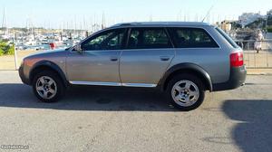 Audi A6 Allroad 2.5 TDI Junho/01 - à venda - Ligeiros