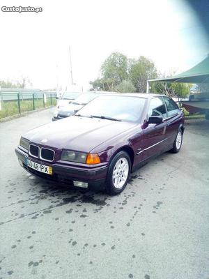 BMW 318 tds compact Agosto/96 - à venda - Ligeiros