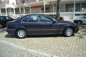 BMW 520 E39 Maio/00 - à venda - Ligeiros Passageiros, Porto