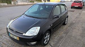 Ford Fiesta 1.2 cc 5 portas Setembro/05 - à venda -