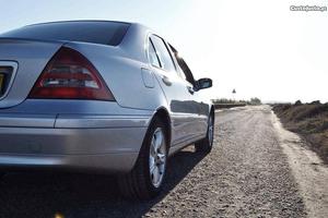 Mercedes-Benz C 200 CDI Janeiro/00 - à venda - Ligeiros