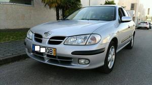 Nissan Almera D/A e A/C citadino Julho/00 - à venda -