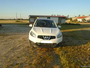 Nissan Qashqai +2 Março/11 - à venda - Ligeiros