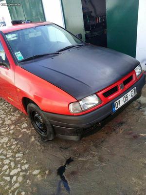 Seat Ibiza  d Novembro/96 - à venda - Comerciais / Van,