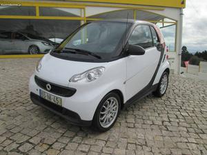 Smart ForTwo coupe 1.0 mhd Novembro/12 - à venda - Ligeiros