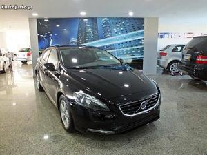 Volvo V40 D2 Kinetic 115cv Novembro/12 - à venda - Ligeiros