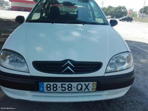 Citroën Saxo nova versão Janeiro/01 - à venda - Ligeiros