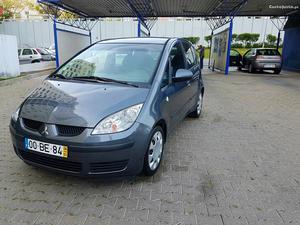 Mitsubishi Colt 1.0 Ac Março/06 - à venda - Ligeiros