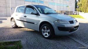 Renault Mégane v Janeiro/03 - à venda - Ligeiros