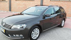 VW Passat 1.6 Confortline Maio/12 - à venda - Ligeiros