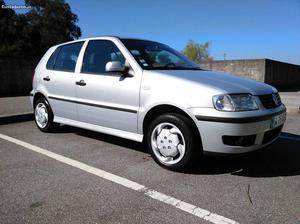 VW Polo 1.0 MPi com AC 5p Fevereiro/00 - à venda - Ligeiros