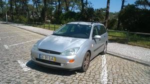 Ford Focus 1.8 Tddi SW Julho/01 - à venda - Ligeiros