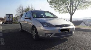 Ford Focus 1.8 tdci 115cv Julho/02 - à venda - Ligeiros