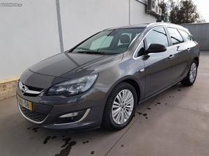 Opel Astra 1.7 CDTi COSMO Novembro/12 - à venda - Ligeiros