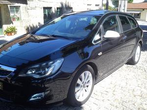Opel Astra 1.7CDTI SPORT 130CV Maio/12 - à venda - Ligeiros