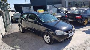 Opel Corsa C 1.2i 16v  Setembro/01 - à venda -