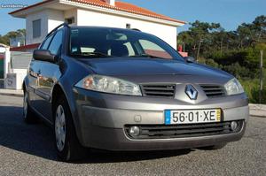 Renault Mégane  DCI Março/04 - à venda - Ligeiros