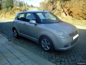 Suzuki Swift 1.3 DDIS NACIONAL Novembro/07 - à venda -