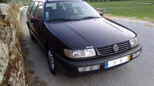 VW Passat TDI 90CV Outubro/94 - à venda - Ligeiros