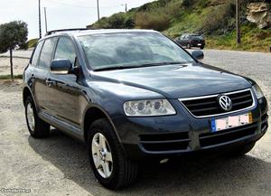 VW Touareg 2.5 TDI 174 CV Troco Março/05 - à venda -