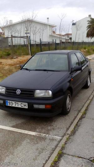 VW Vento 1.4 Julho/93 - à venda - Ligeiros Passageiros,