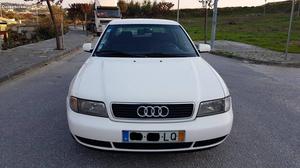 Audi A4 1.9 tdi Outubro/96 - à venda - Ligeiros