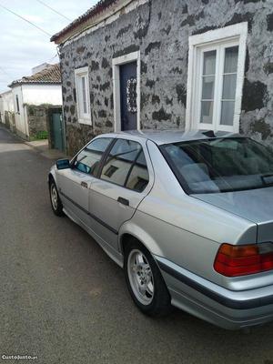 BMW 318 Bmw318 Setembro/97 - à venda - Ligeiros