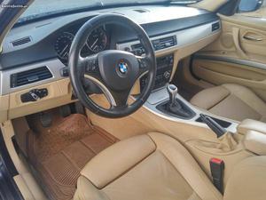 BMW 318 Eficcient dynamics Outubro/08 - à venda - Ligeiros