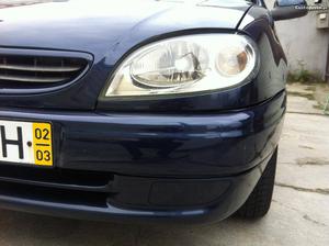 Citroën Saxo 1.1i Velour 5p Março/02 - à venda - Ligeiros