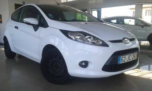 Ford Fiesta 2LUG C-IVA DEDUTIVEL Abril/10 - à venda -