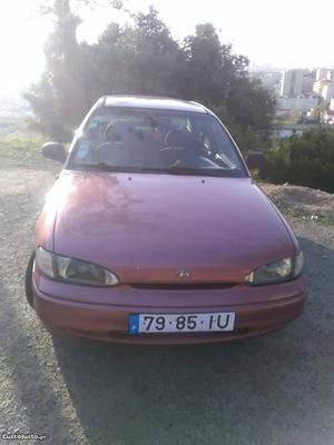 Hyundai Accent 1.3 Agosto/97 - à venda - Ligeiros