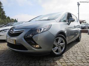 Opel Zafira 1.6 CDTi Cosmo Dezembro/14 - à venda -