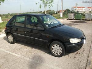 Peugeot  D Green 5 Lug Março/98 - à venda -