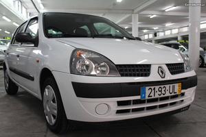 Renault Clio 1.5 dCi Authentique Dezembro/02 - à venda -